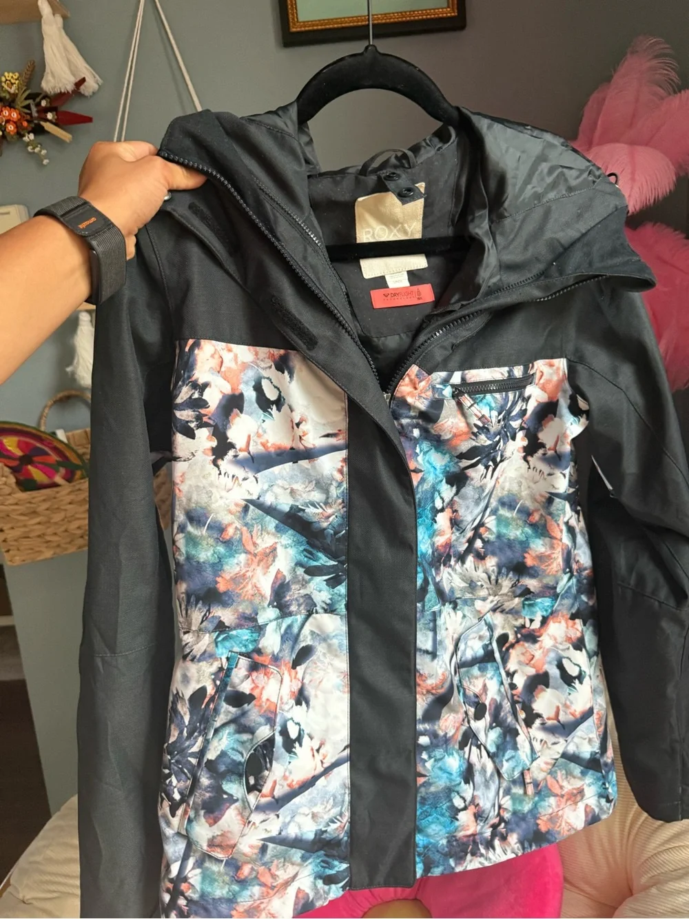 Roxy brand no
